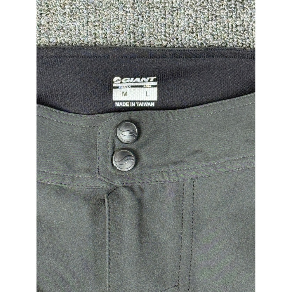 Giant Transfer Baggy Short TransTextura™ 4-way stretch fabric Size Medium - Picture 2 of 6